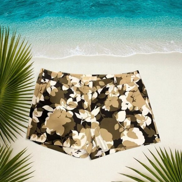 Michael Kors Flower Camo Print Stretch Shorts - Picture 1 of 6